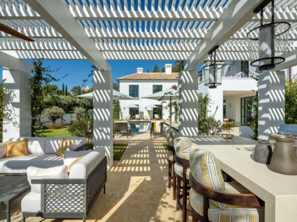 Elegant Villa in Cascada de Camoján, Marbella Golden Mile - Terrace - SK0132