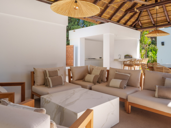 Las Palmeras Exteriors 10mb-7