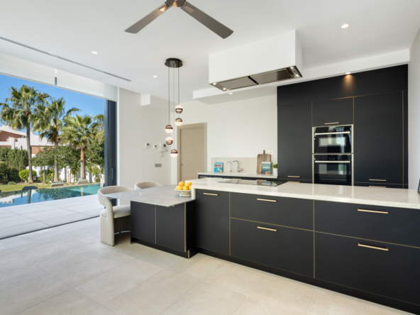 7 Kitchen
